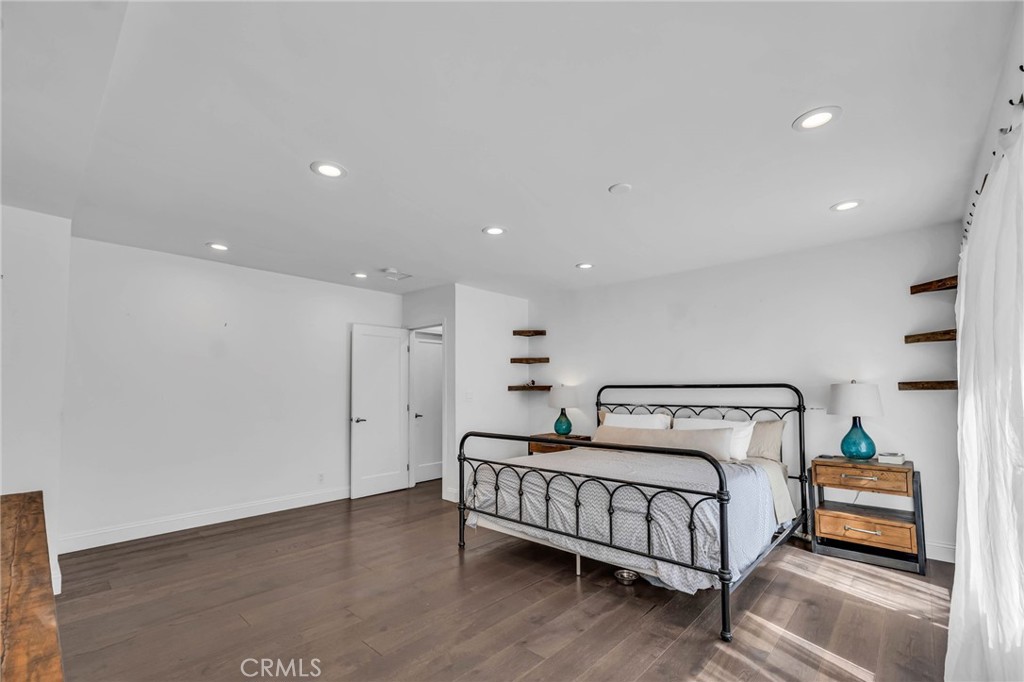 1133 Granvia Altamira