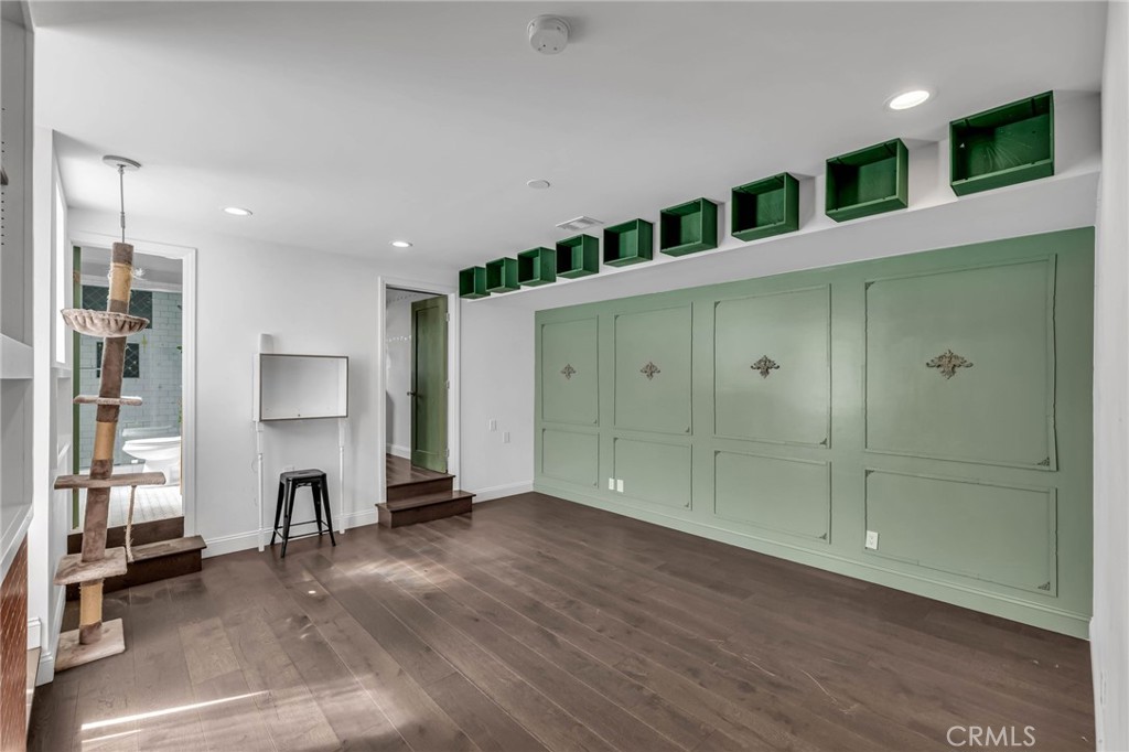 1133 Granvia Altamira