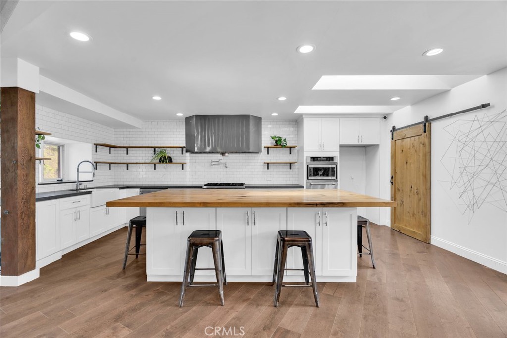 1133 Granvia Altamira