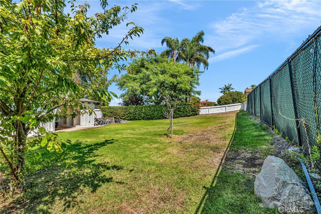 1133 Granvia Altamira