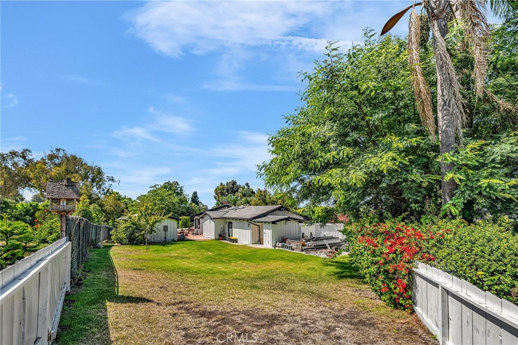 1133 Granvia Altamira