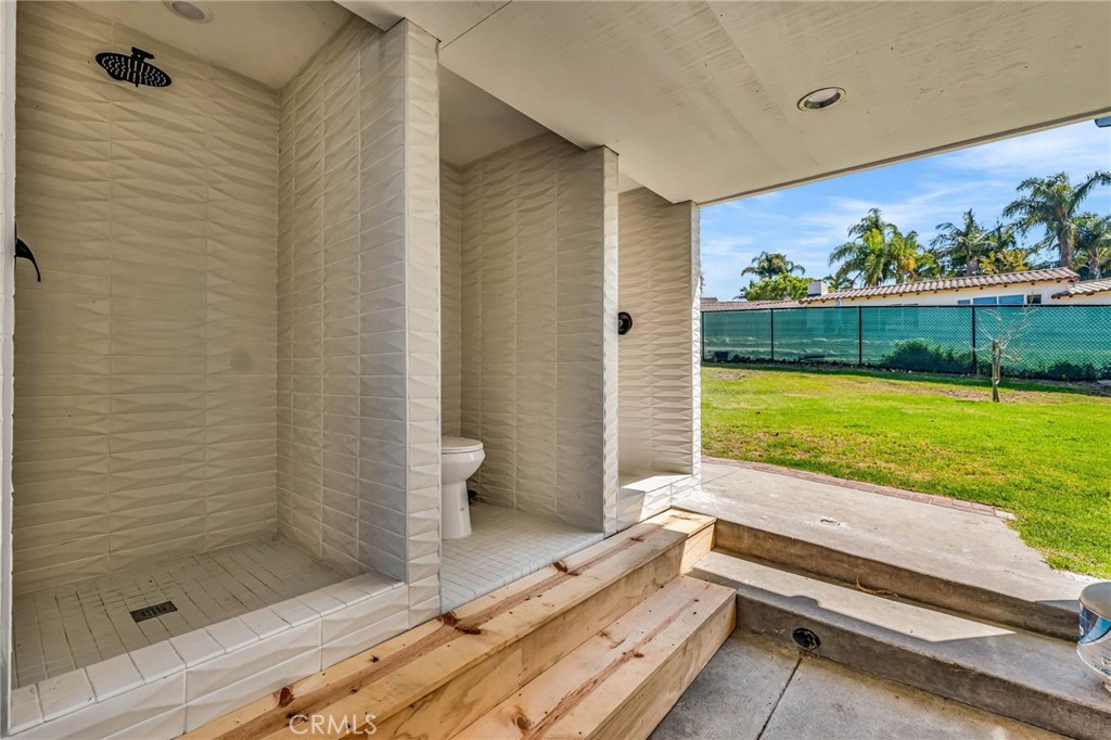 1133 Granvia Altamira