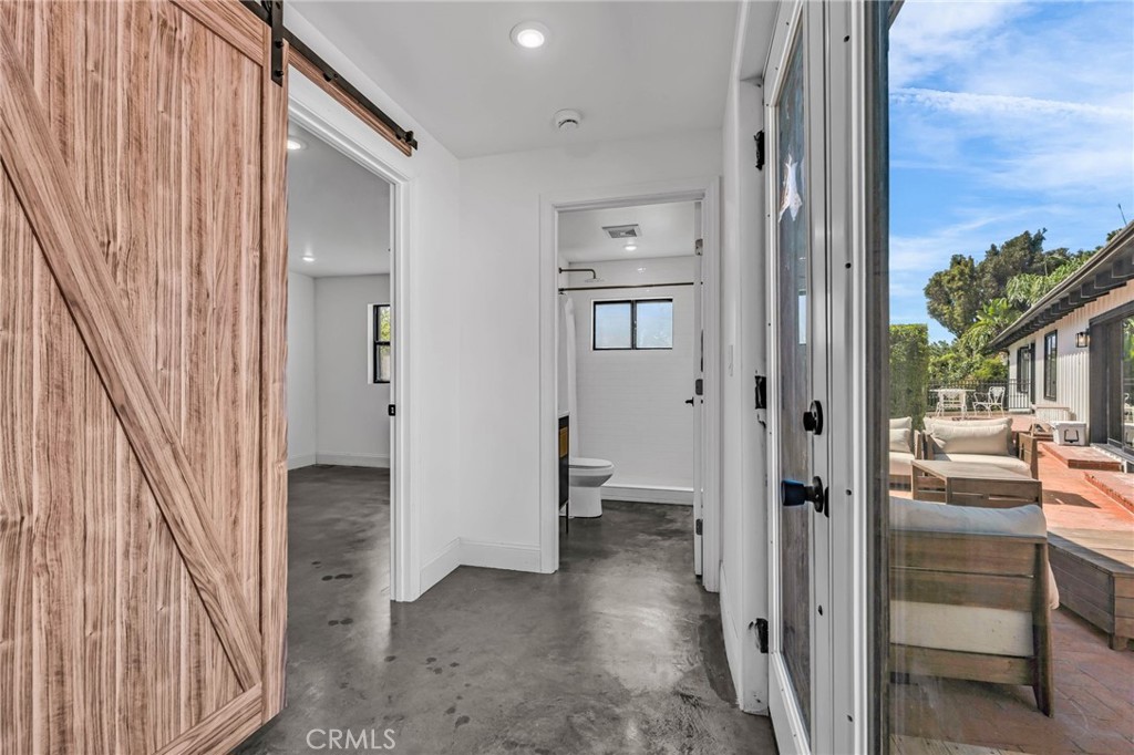 1133 Granvia Altamira