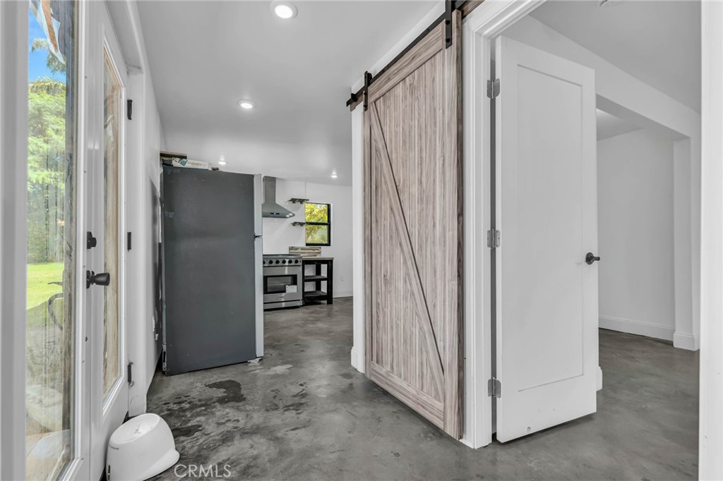 1133 Granvia Altamira