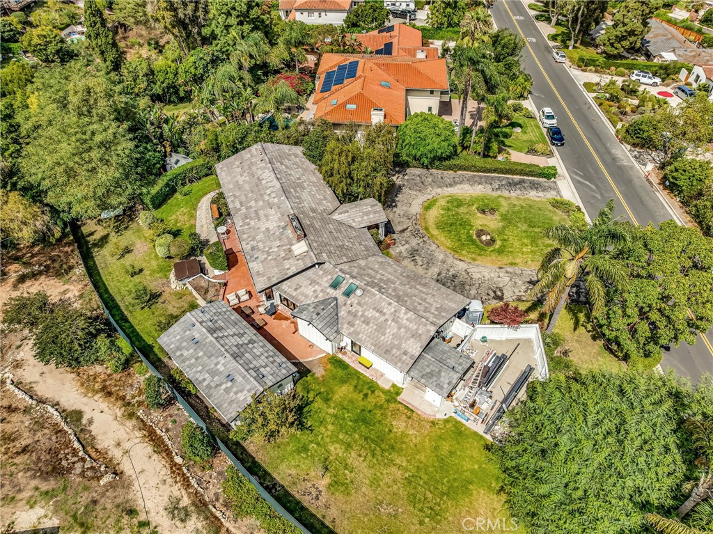 1133 Granvia Altamira