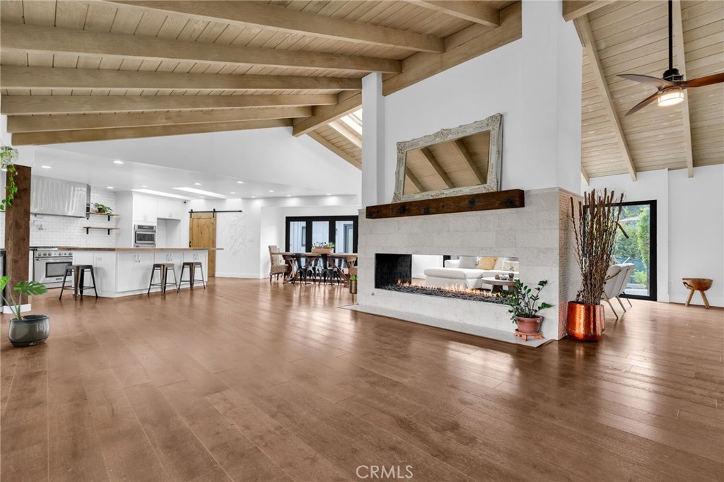 1133 Granvia Altamira