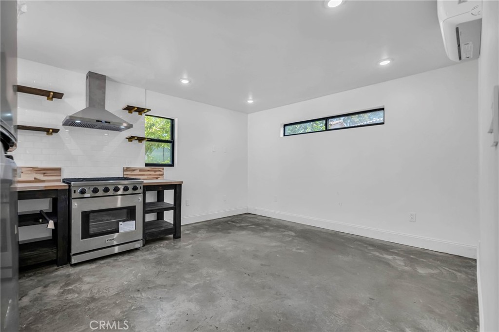 1133 Granvia Altamira