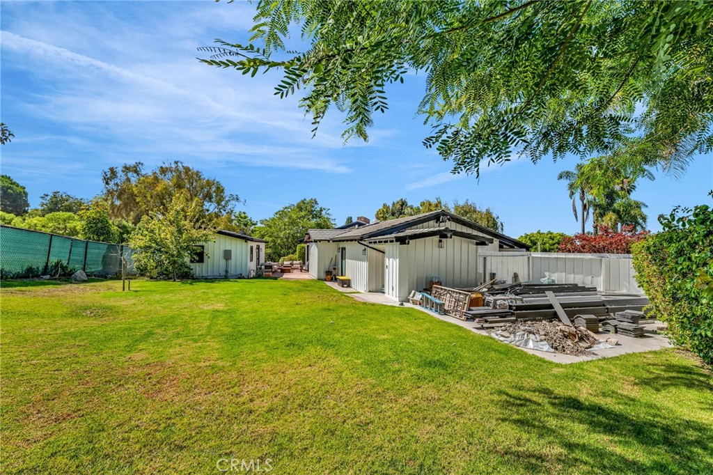 1133 Granvia Altamira