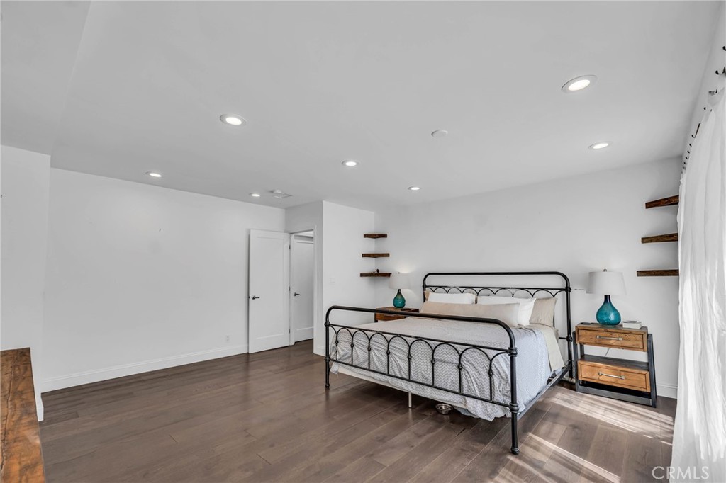 1133 Granvia Altamira