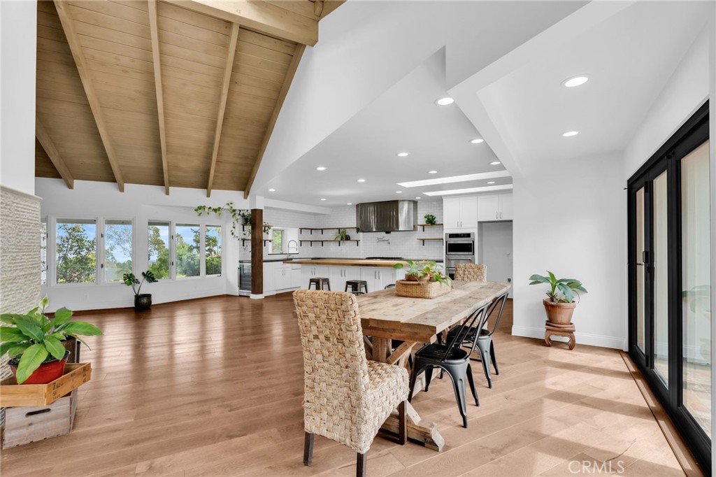 1133 Granvia Altamira