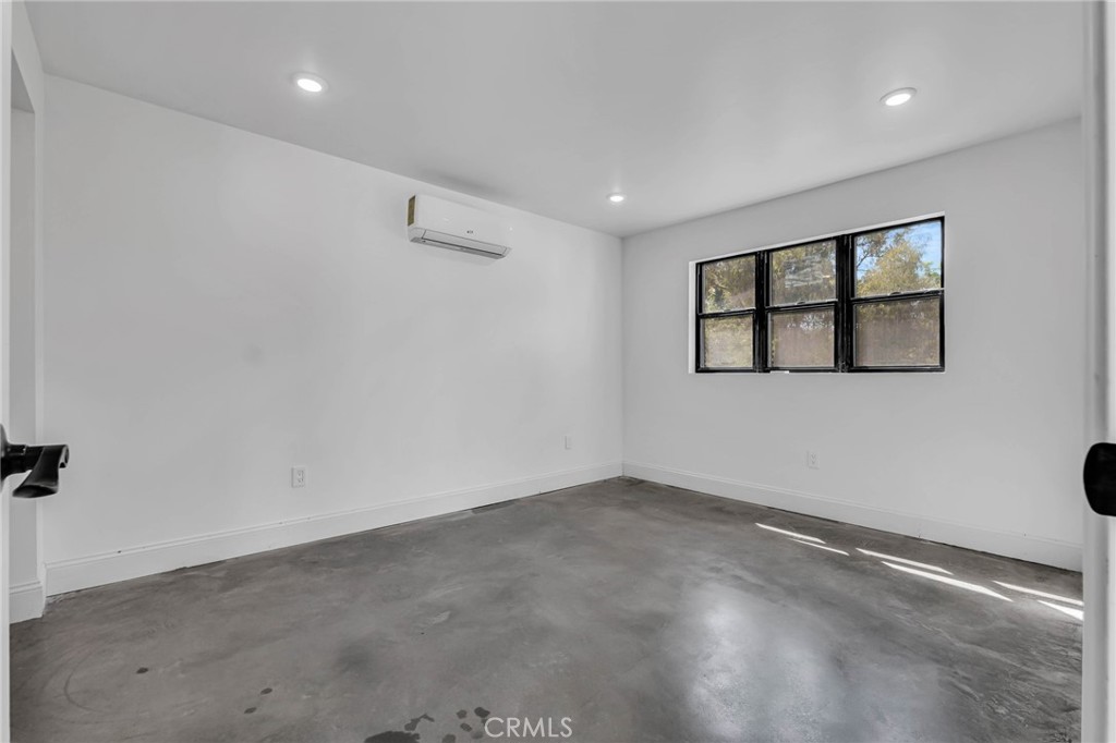 1133 Granvia Altamira