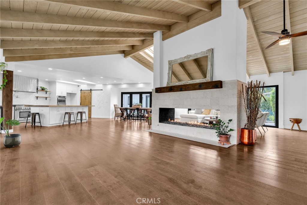 1133 Granvia Altamira