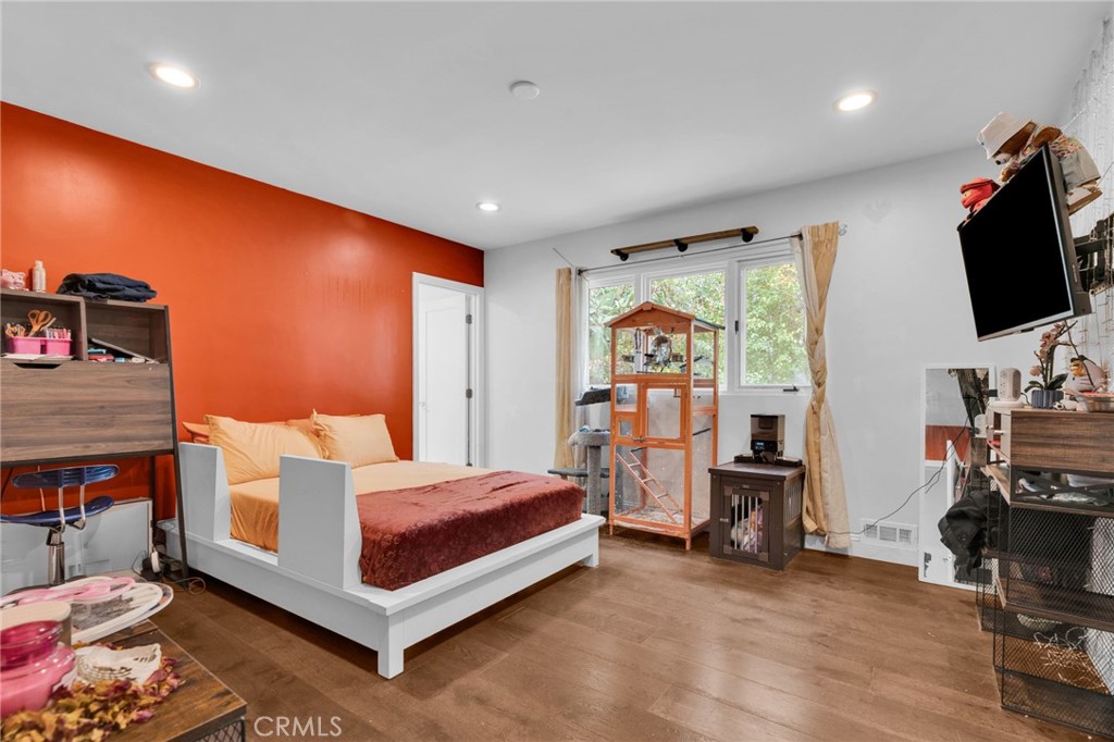 1133 Granvia Altamira