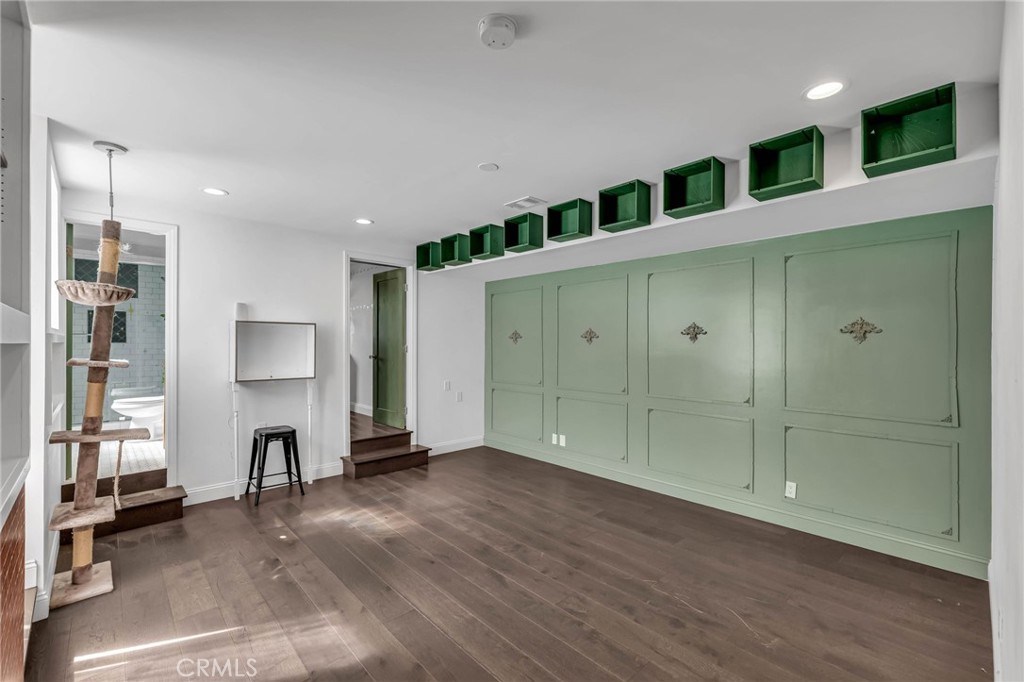 1133 Granvia Altamira