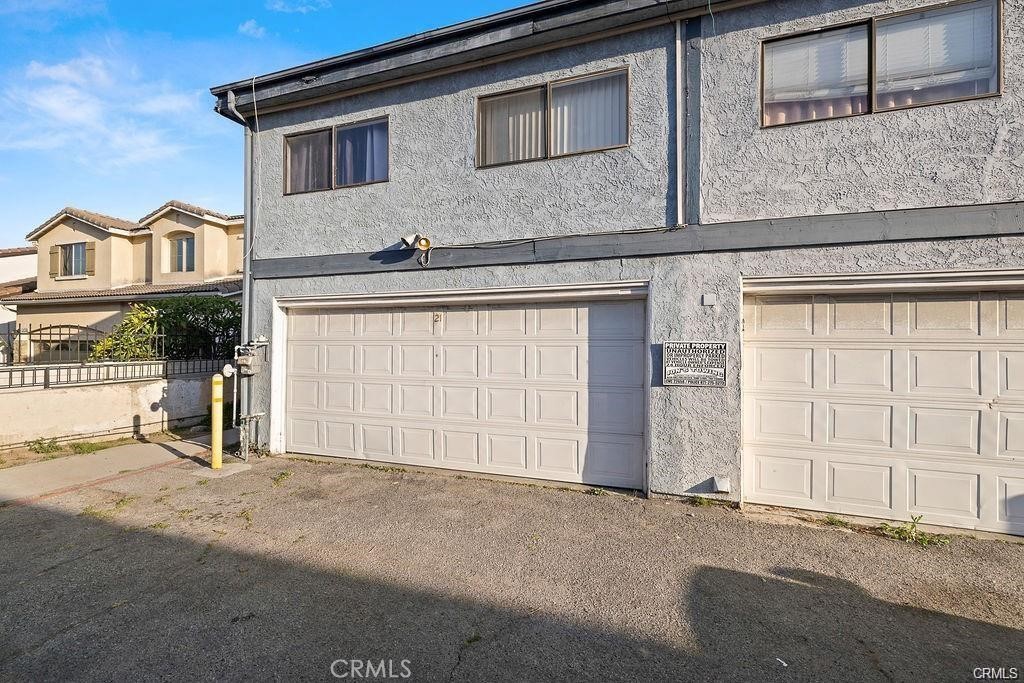 14520 Plummer St. 21