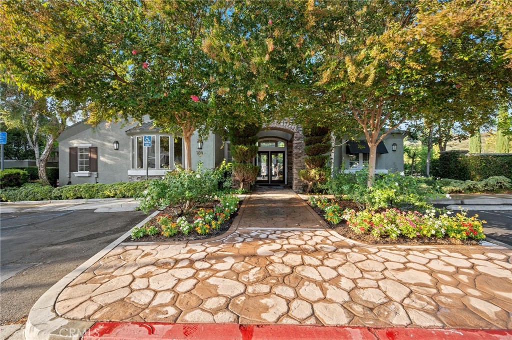 20000 Plum Canyon 316