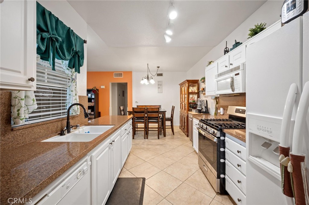 20000 Plum Canyon 316