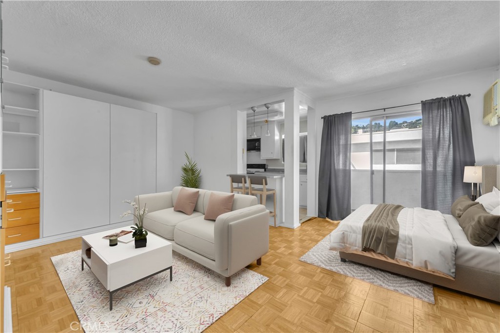 960 960 Larrabee 317