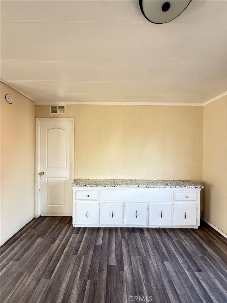 4209 4209 W Rosamond