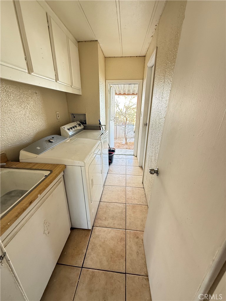 4209 4209 W Rosamond