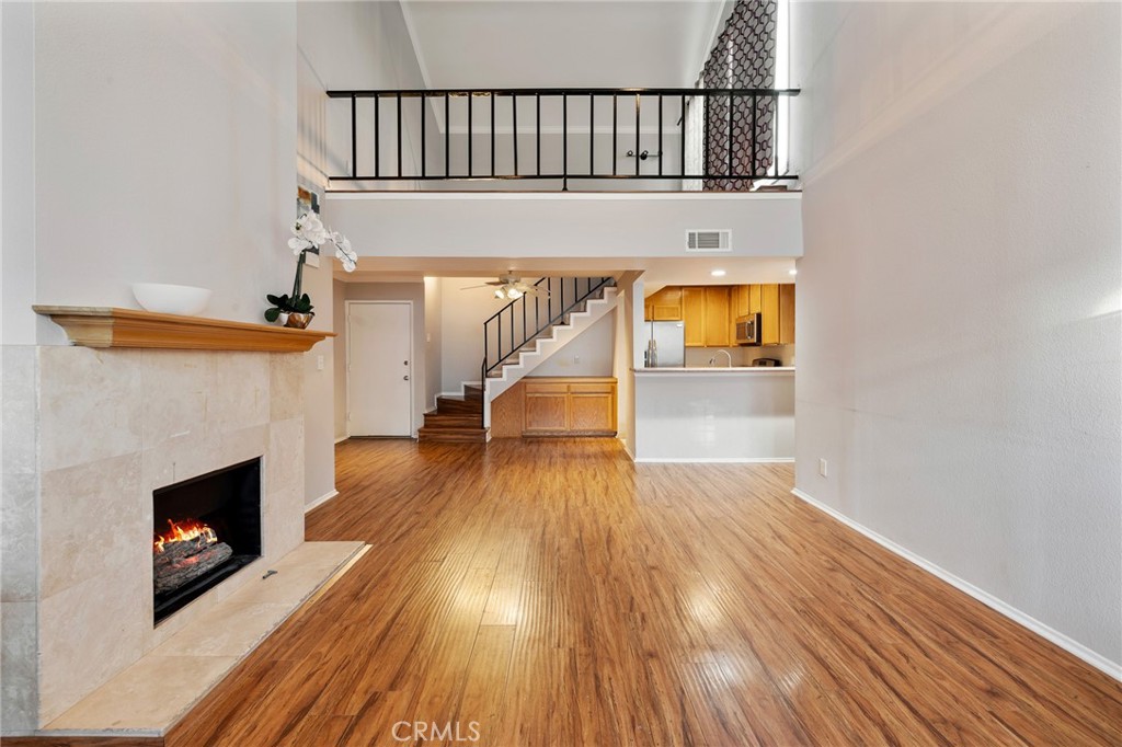 5325 Newcastle Avenue 319