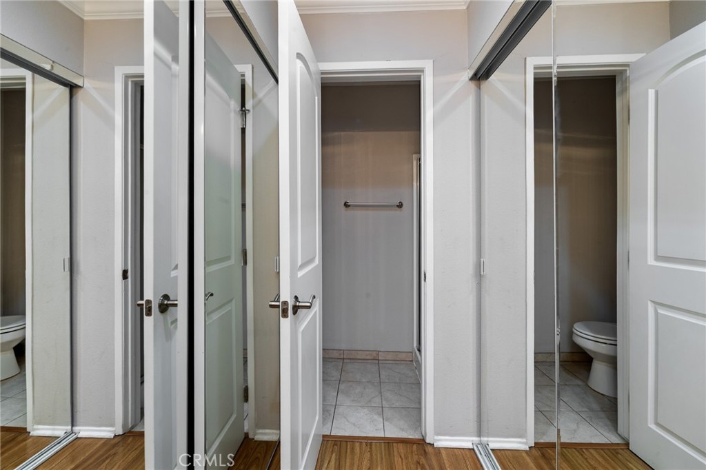 5325 Newcastle Avenue 319