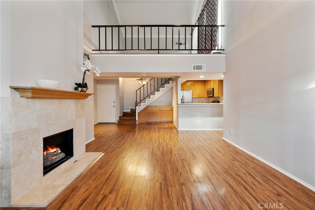 5325 Newcastle Avenue 319