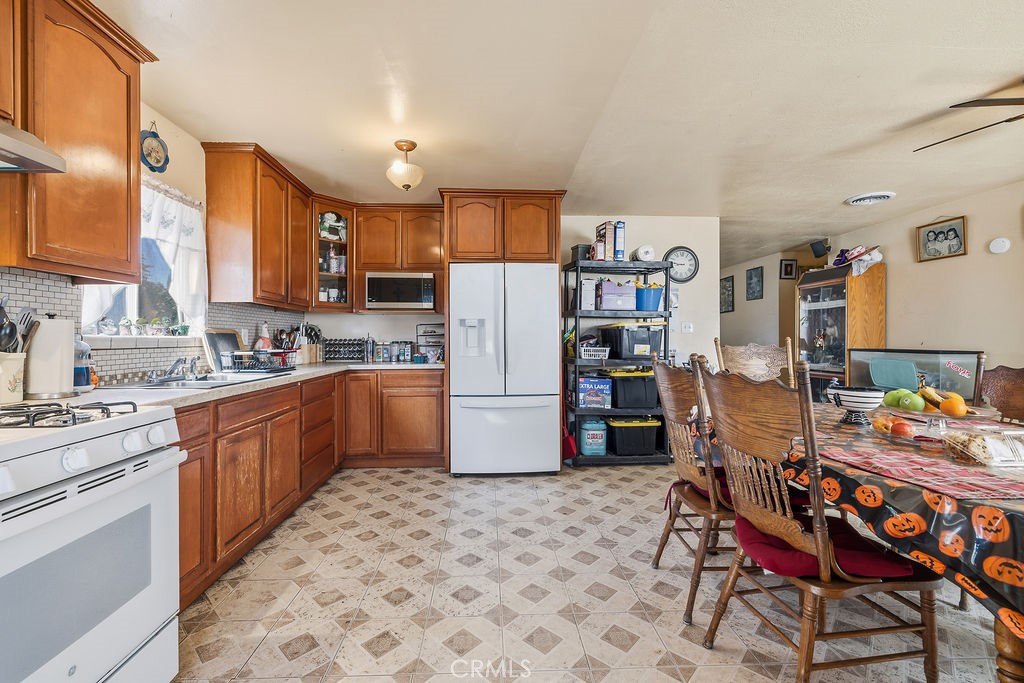 15080 Polk Street