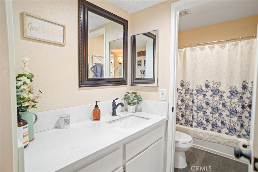 31732 Ridge Route Road 111