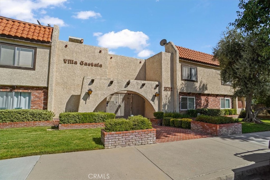 31732 Ridge Route Road 111