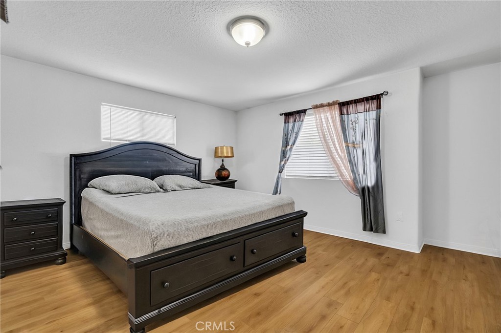 9155 Cedros Avenue 12