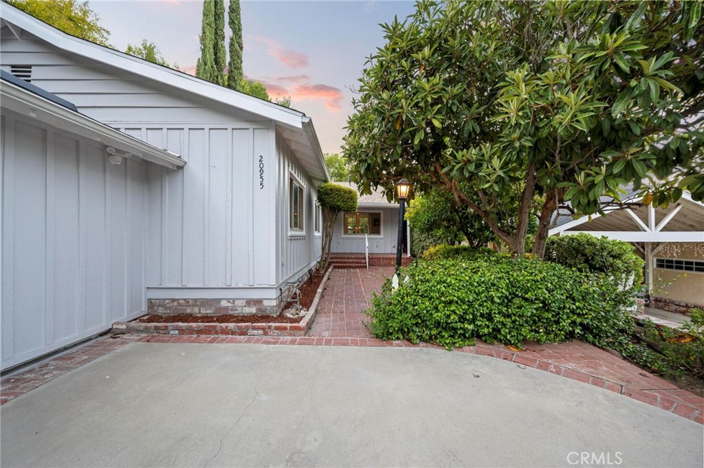 20955 De Mina Street