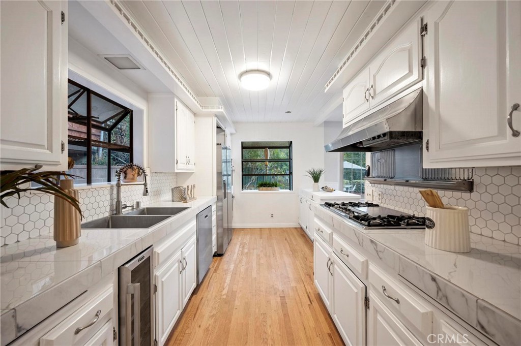 20955 De Mina Street