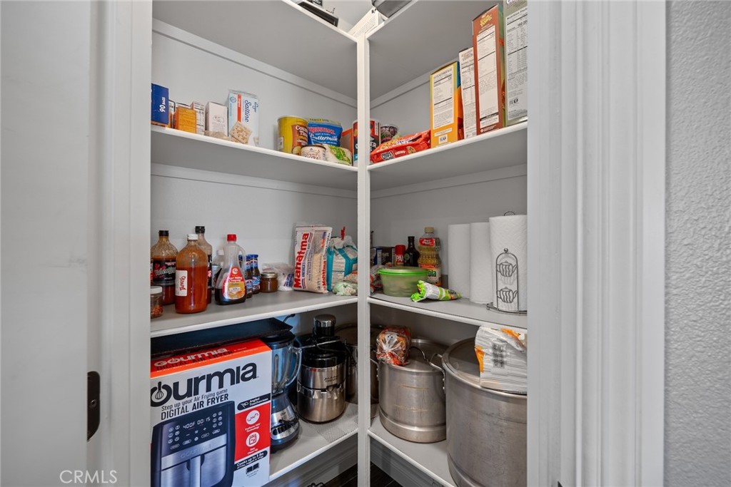 9564 Candlelight Street