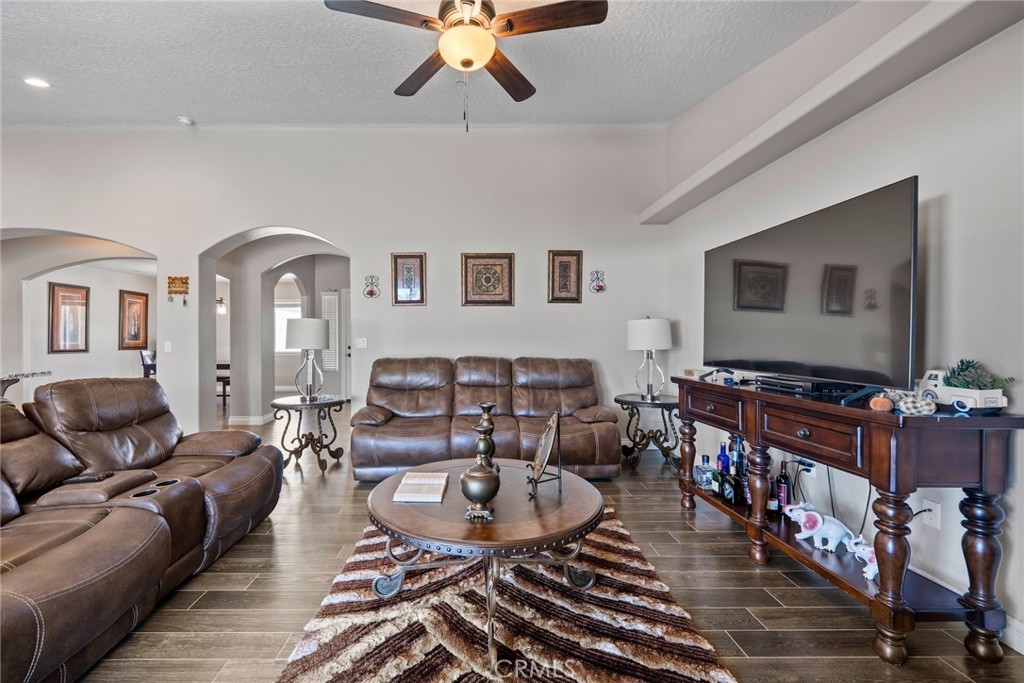 9564 Candlelight Street