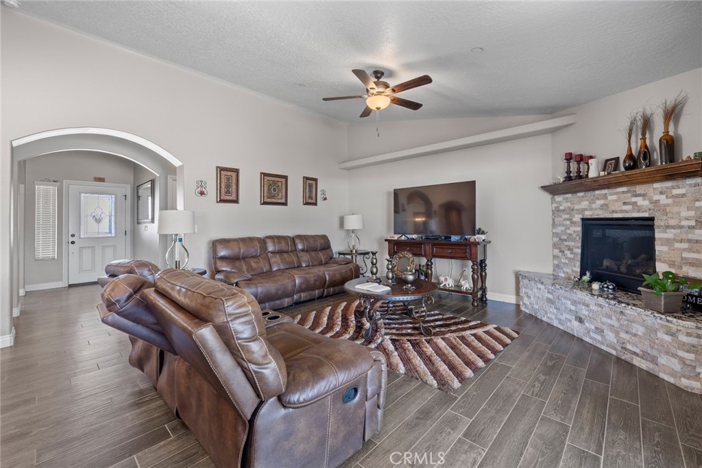 9564 Candlelight Street