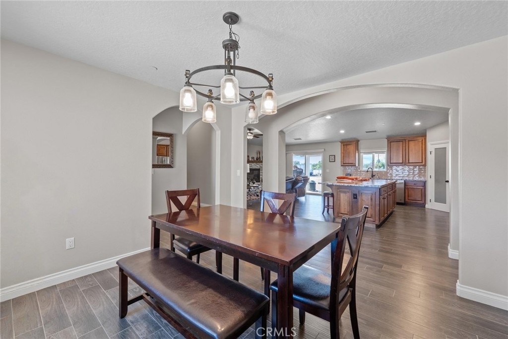 9564 Candlelight Street