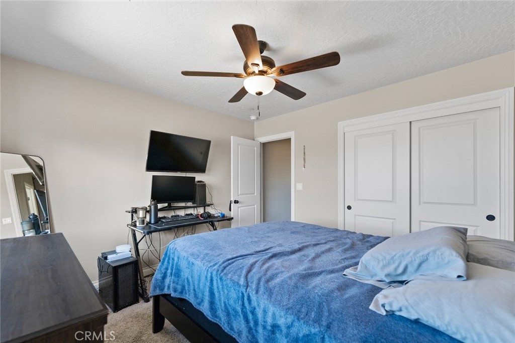 9564 Candlelight Street