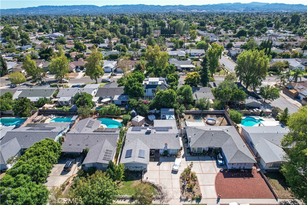 20242 Gresham Street