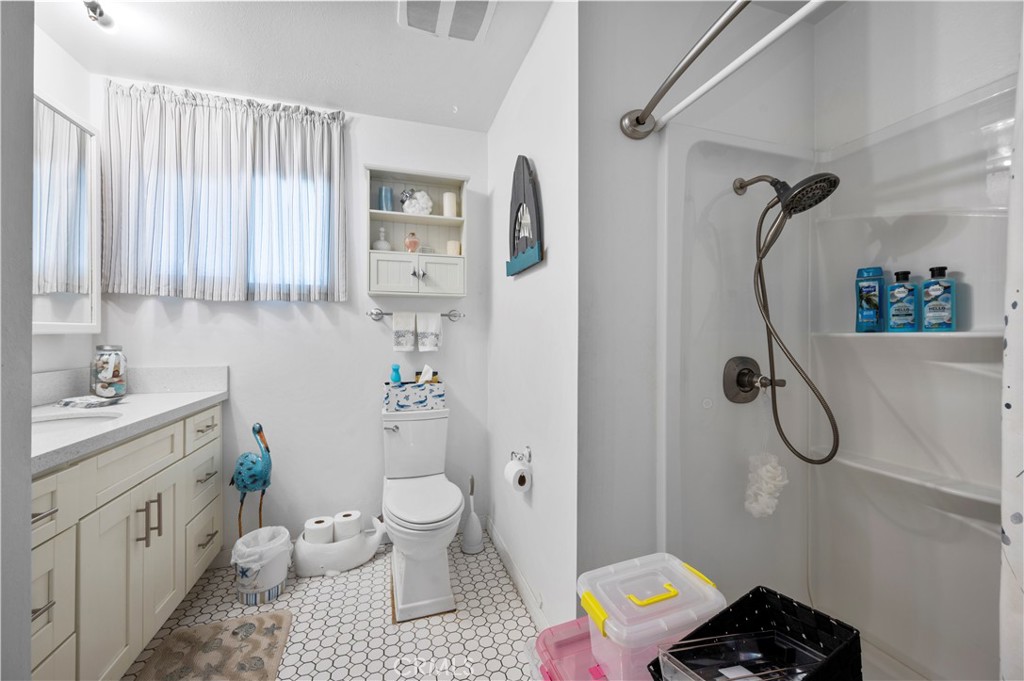 20242 Gresham Street