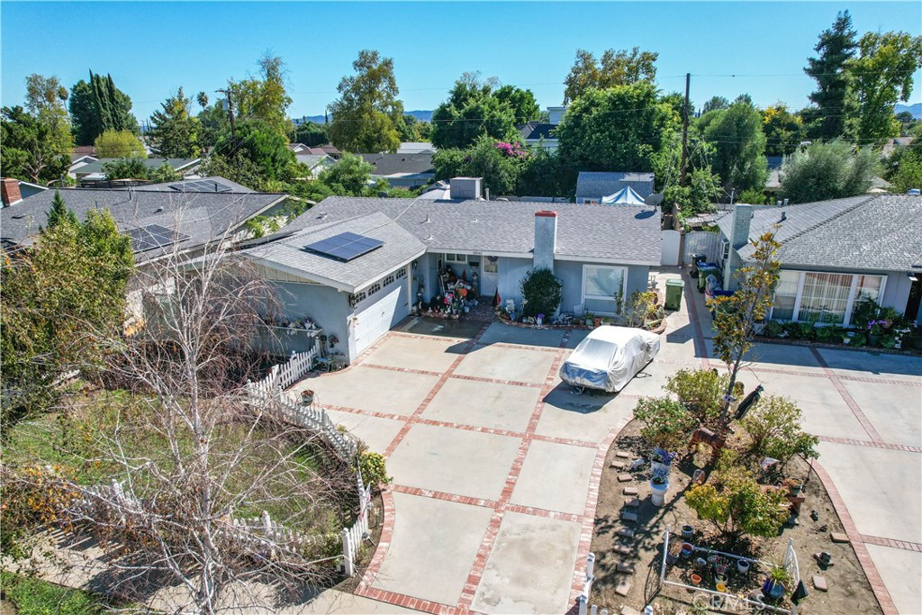 20242 Gresham Street