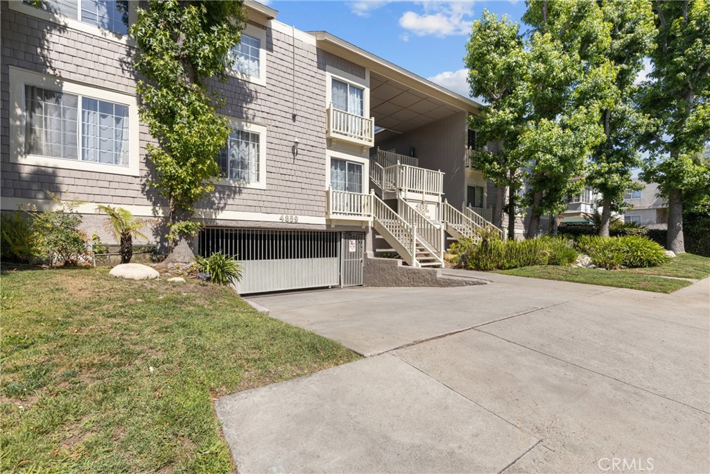 4859 Coldwater Canyon Avenue 4