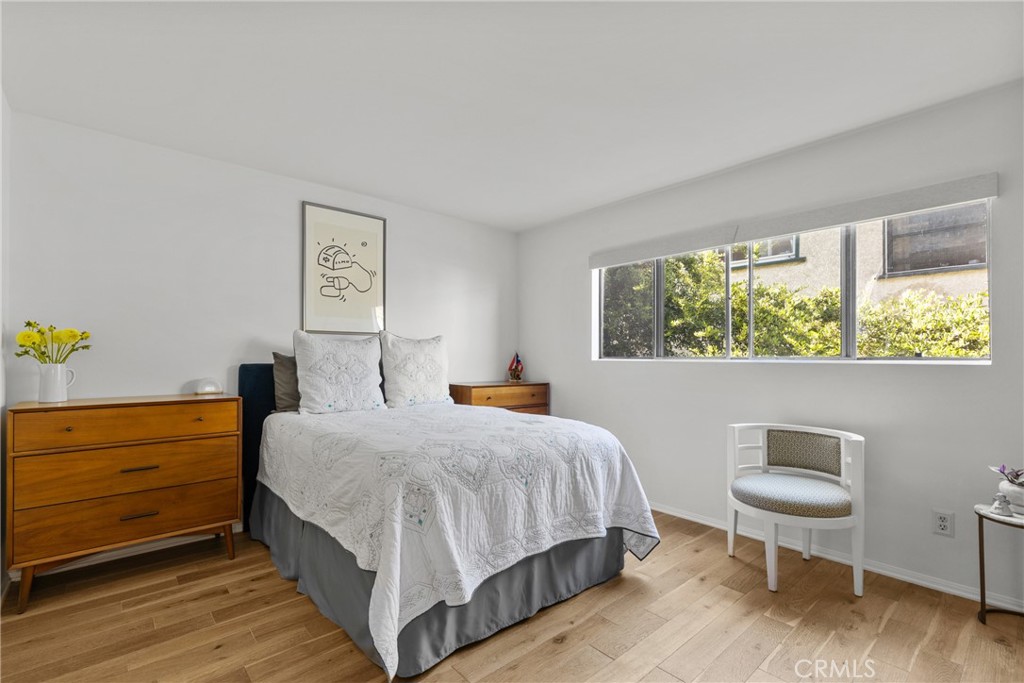 4859 Coldwater Canyon Avenue 4