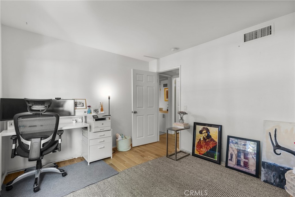 4859 Coldwater Canyon Avenue 4