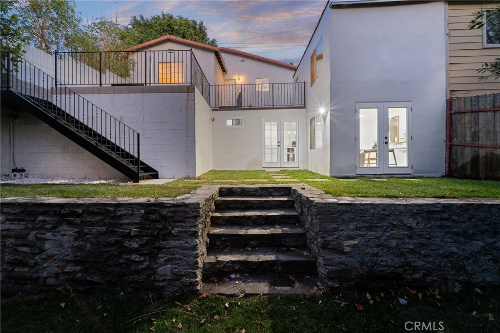 1637 Alvarado Street