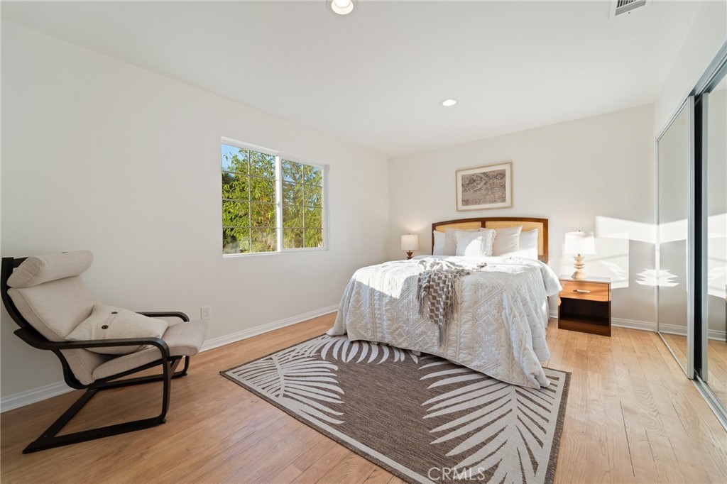 1637 Alvarado Street