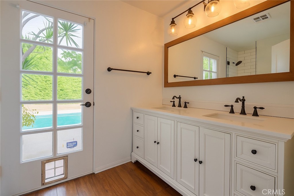 18351 San Fernando Mission Boulevard