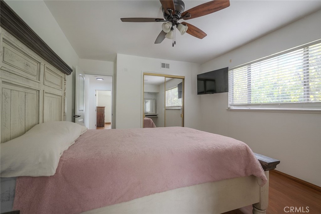 18351 San Fernando Mission Boulevard