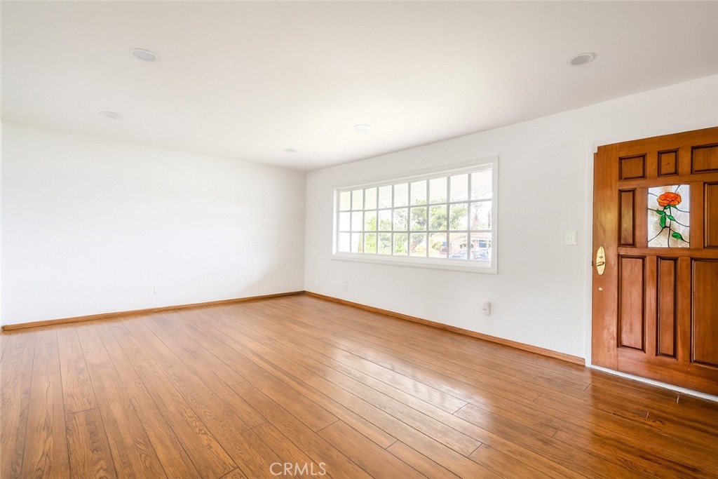 18351 San Fernando Mission Boulevard