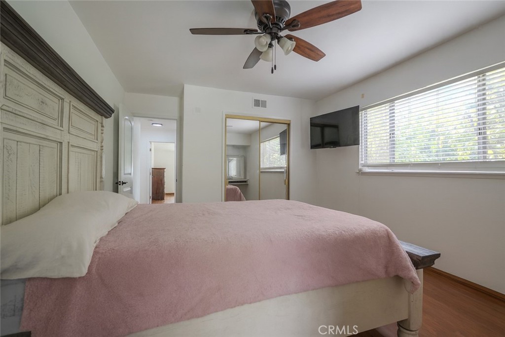 18351 San Fernando Mission Boulevard